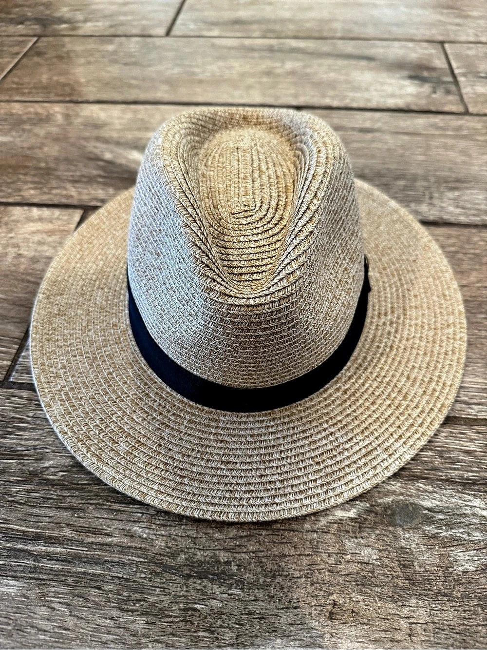 Wallaroo Hat Company Petite Palm Beach Fedora Tan & Black Like New Never Worn